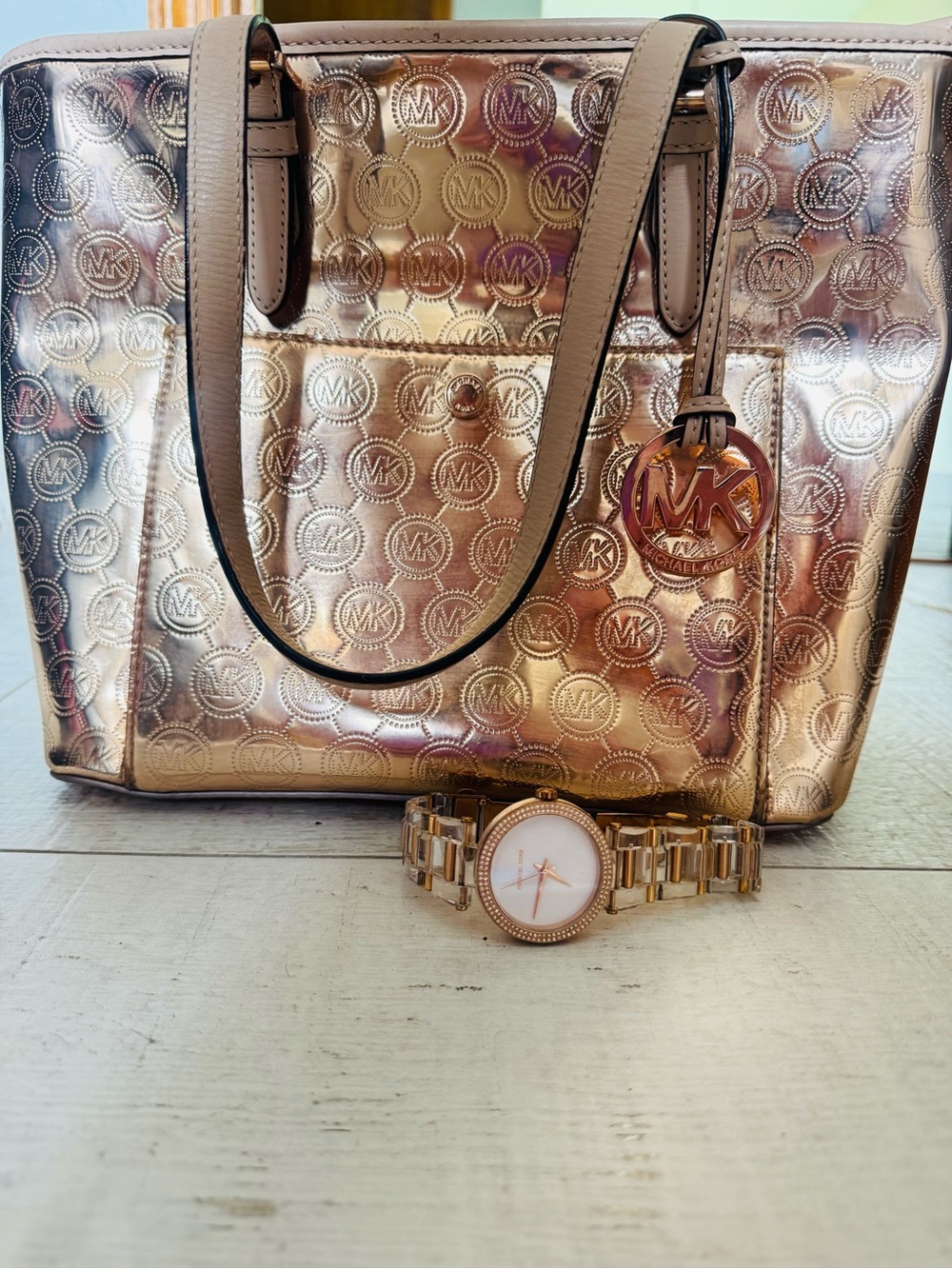 Michael Kors SET Metallic Rose Gold Embossed Tote with Matching Rose Gold Watch